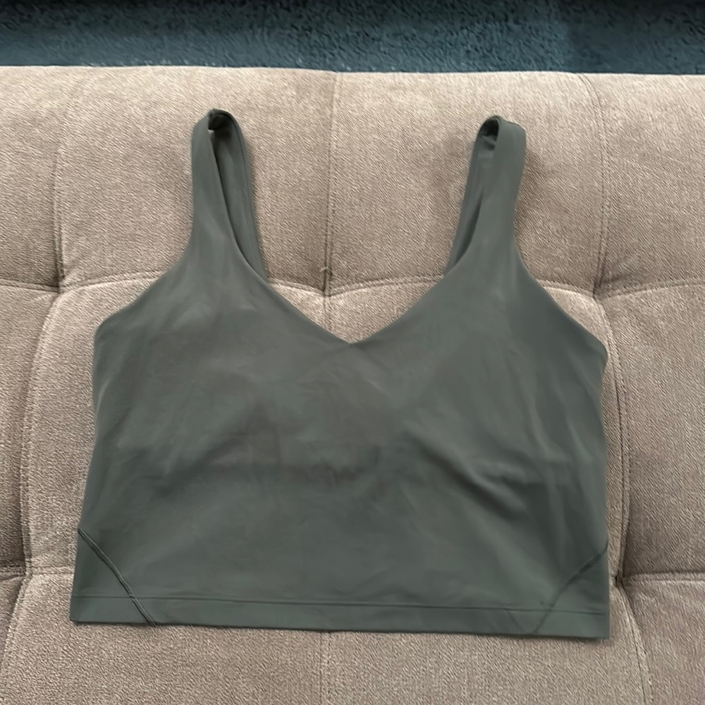 Align tank . Dark forest size 12